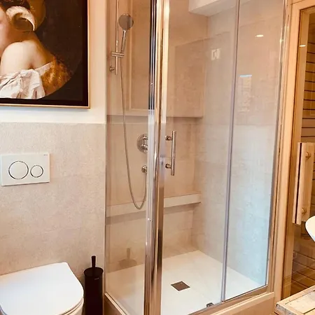 Luxury Palace No1 *