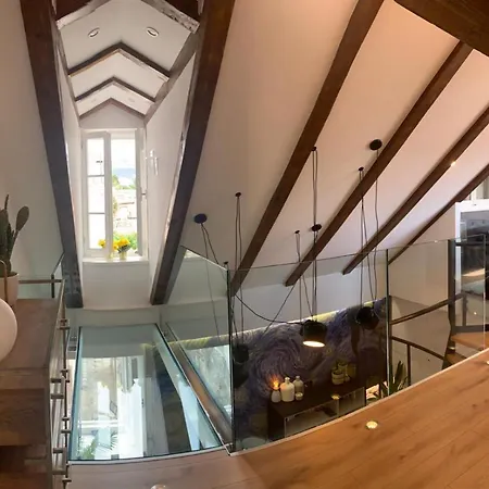 Luxury Palace No1 Appartement *