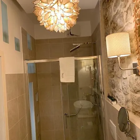 Luxury Palace No1 Appartement *