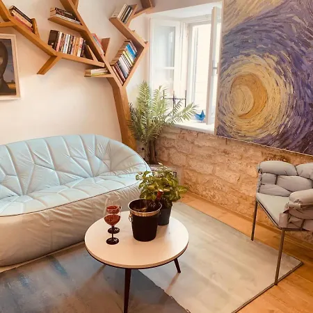 Apartmán Luxury Palace No1 *